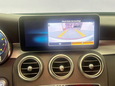 Used 2020 Mercedes-Benz C 300 Sedan image 13