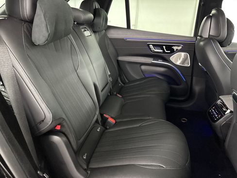New 2026 Mercedes-Benz EQS 400 4MATIC SUV image 29