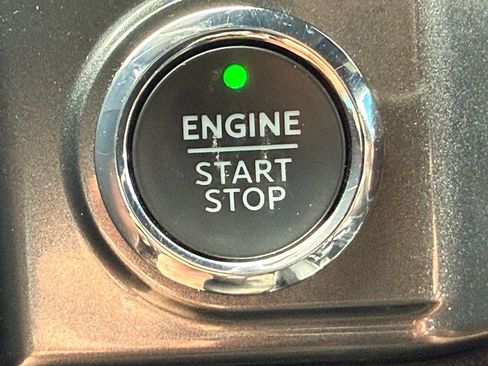 Used 2023 Ford F150 XLT w/ Equipment Group 302A High RWD image 38