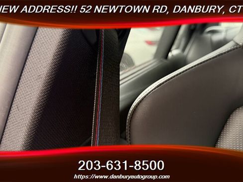 Used 2018 BMW M3 RWD image 24