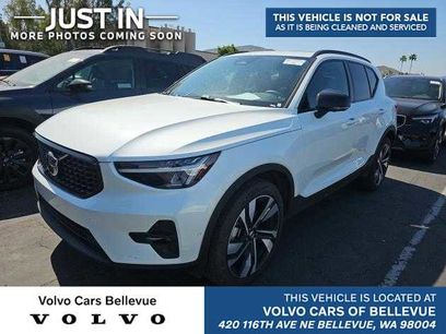 Used 2025 Volvo XC40 B5 Plus