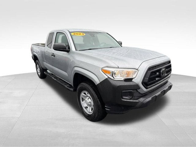 Used 2023 Toyota Tacoma SR RWD image 3