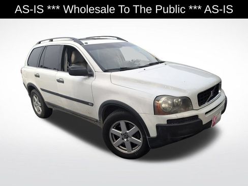 Used 2005 Volvo XC90 2.5T AWD/4WD image 1