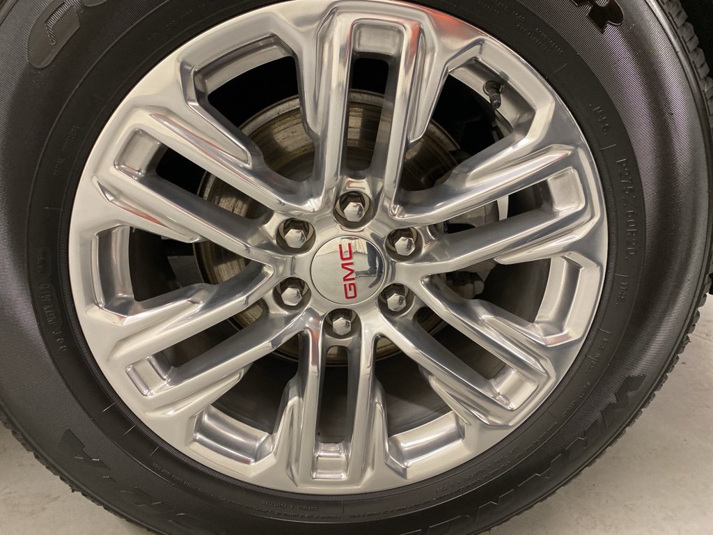 Used 2024 GMC Yukon XL SLT AWD/4WD image 26