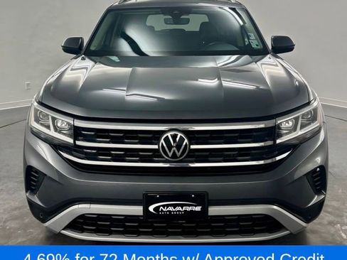 Used 2022 Volkswagen Atlas SEL image 2