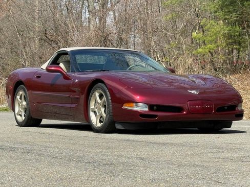 Used 2003 Chevrolet Corvette Convertible w/ Preferred Equipment Group1 image 12