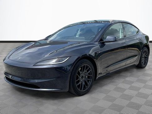 Used 2024 Tesla Model 3 Standard Range RWD image 11