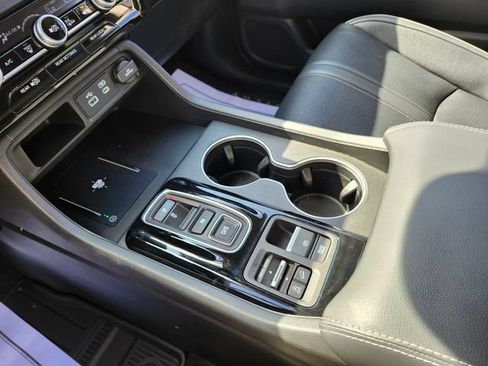 Used 2025 Honda Pilot Elite image 31
