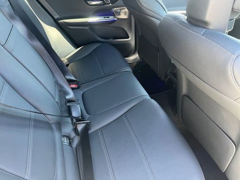 Used 2026 Mercedes-Benz GLC 300 4MATIC image 18