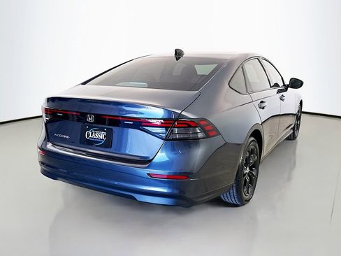 New 2025 Honda Accord SE image 7