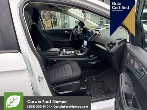 Used 2023 Ford Edge SE w/ Black Appearance Package image 9