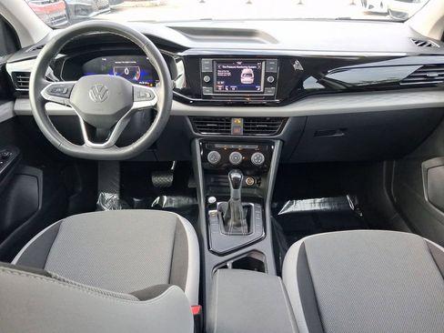 Certified 2024 Volkswagen Taos S FWD image 9