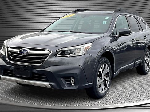 Used 2020 Subaru Outback Limited image 3