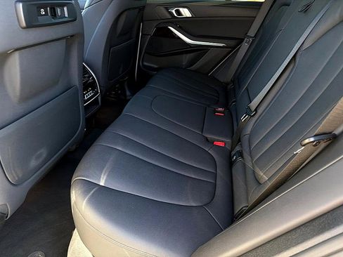 Used 2019 BMW X5 xDrive40i w/ Premium Package 2 image 8