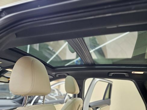 Used 2017 BMW X1 xDrive28i image 40