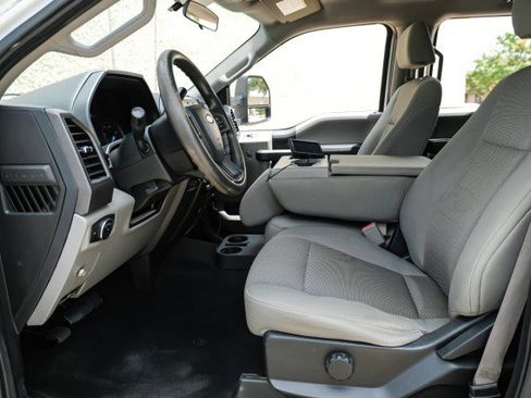 Used 2019 Ford F250 XL w/ STX Appearance Package AWD/4WD image 3