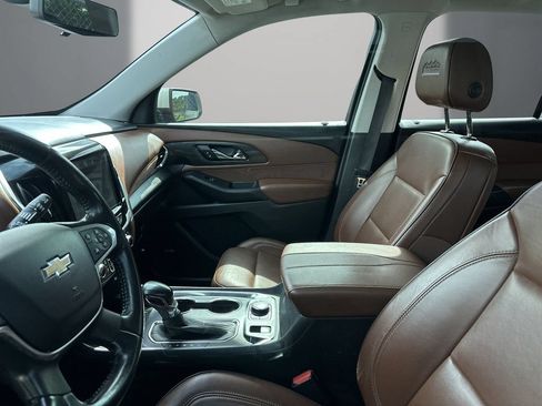 Used 2021 Chevrolet Traverse High Country AWD/4WD image 7
