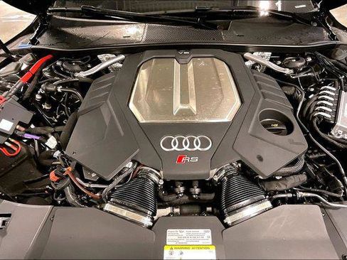 Used 2024 Audi RS 7 Performance AWD/4WD image 10