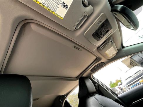 Used 2018 Toyota Camry SE w/ Audio Package image 14