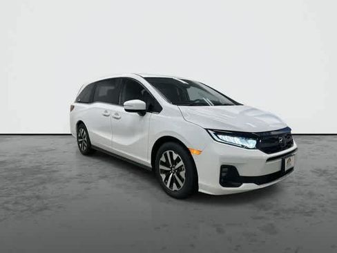 Certified 2026 Honda Odyssey EX-L image 5
