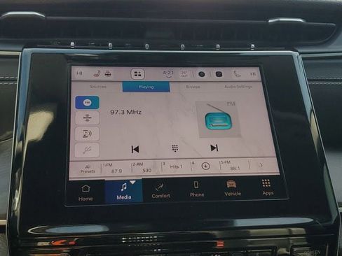 Used 2022 Jeep Grand Cherokee Limited w/ Luxury Tech Group II image 31