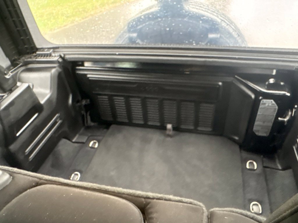 Used 2022 Jeep Wrangler Unlimited Sport AWD/4WD image 37