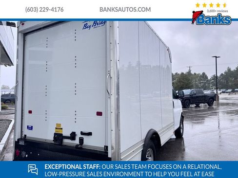 Used 2025 Chevrolet Express 3500 w/ Power Convenience Package image 7