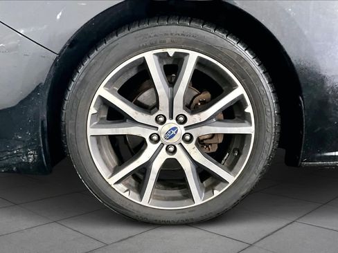 Used 2017 Subaru Impreza 2.0i Limited image 10