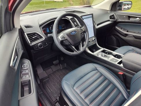 Used 2023 Ford Edge SEL w/ Sport Appearance Package image 17