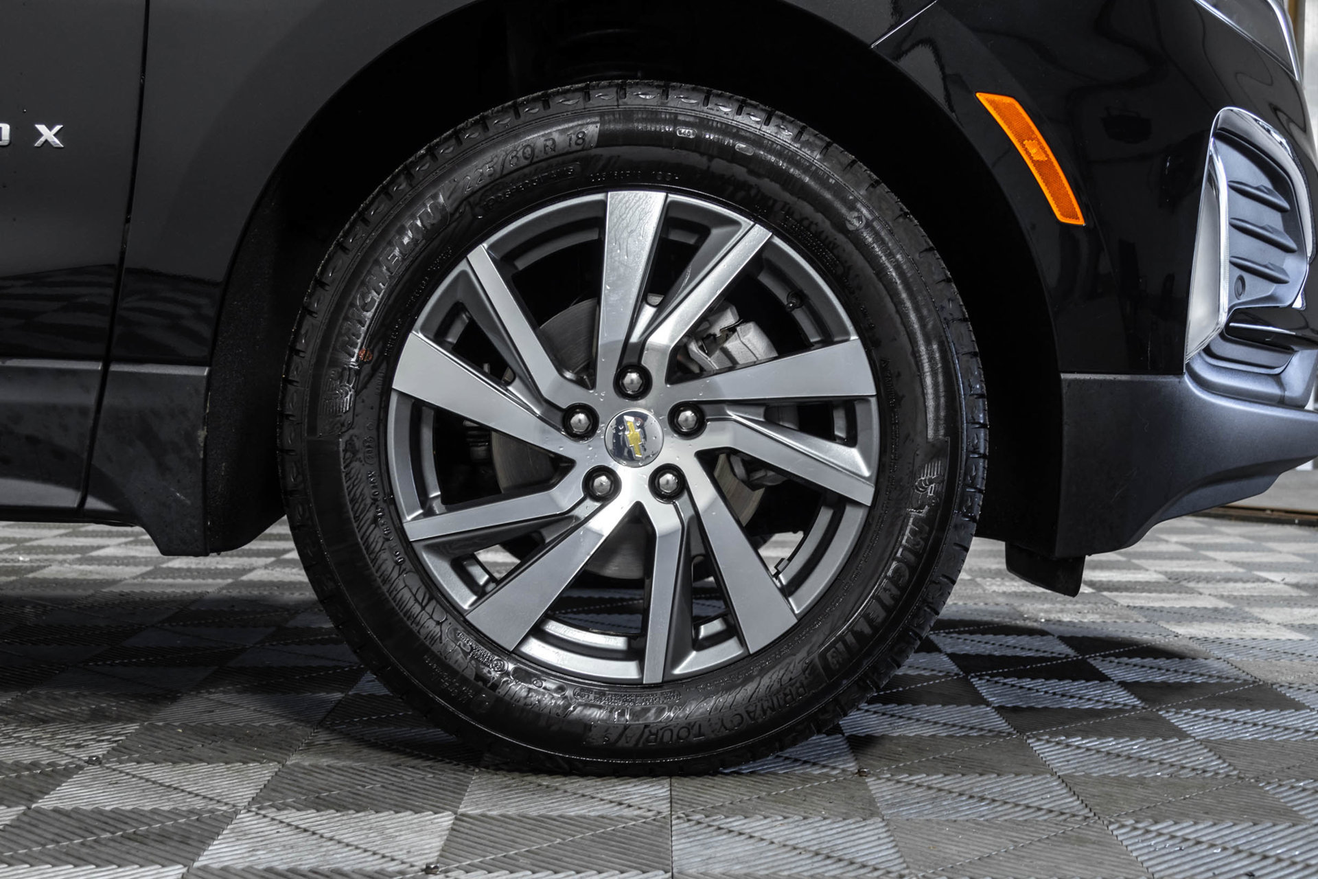 Used 2024 Chevrolet Equinox LT w/ LPO, Floor Liner Package AWD/4WD image 43