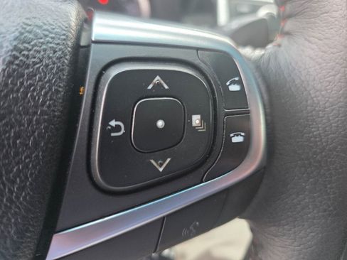 Used 2016 Toyota Camry SE image 39