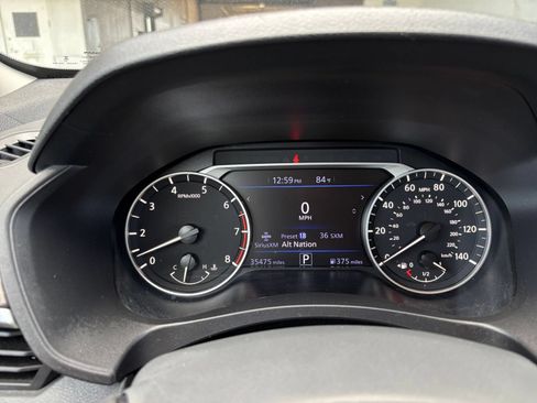 Used 2025 Nissan Altima 2.5 SV FWD image 36