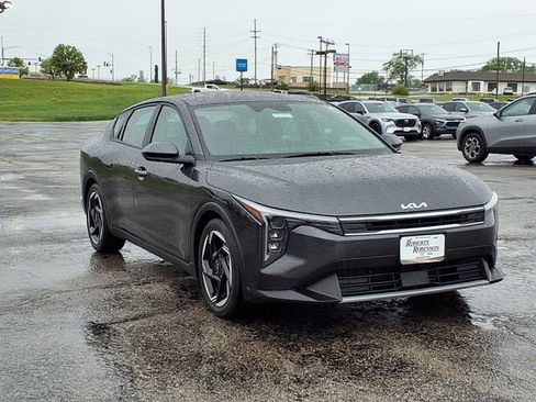 Used 2025 Kia K4 EX FWD image 85