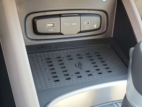 New 2026 Hyundai Venue SEL image 11