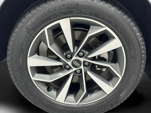 Certified 2023 Audi Q5 2.0T Premium w/ Convenience Package image 33