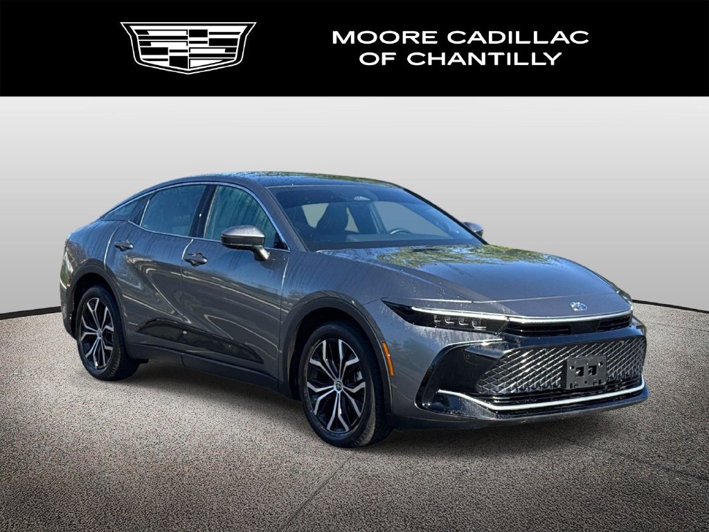 Used 2024 Toyota Crown AWD/4WD image 1