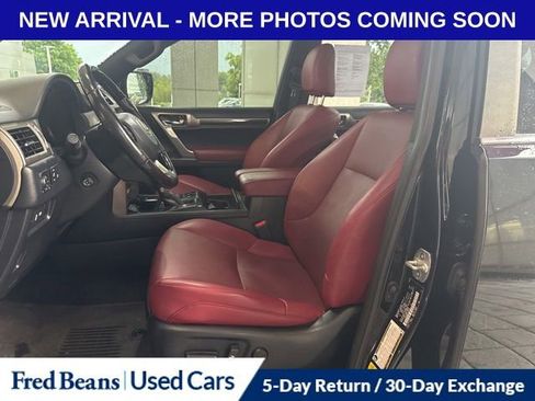 Used 2020 Lexus GX 460 Premium w/ Premium Package AWD/4WD image 10