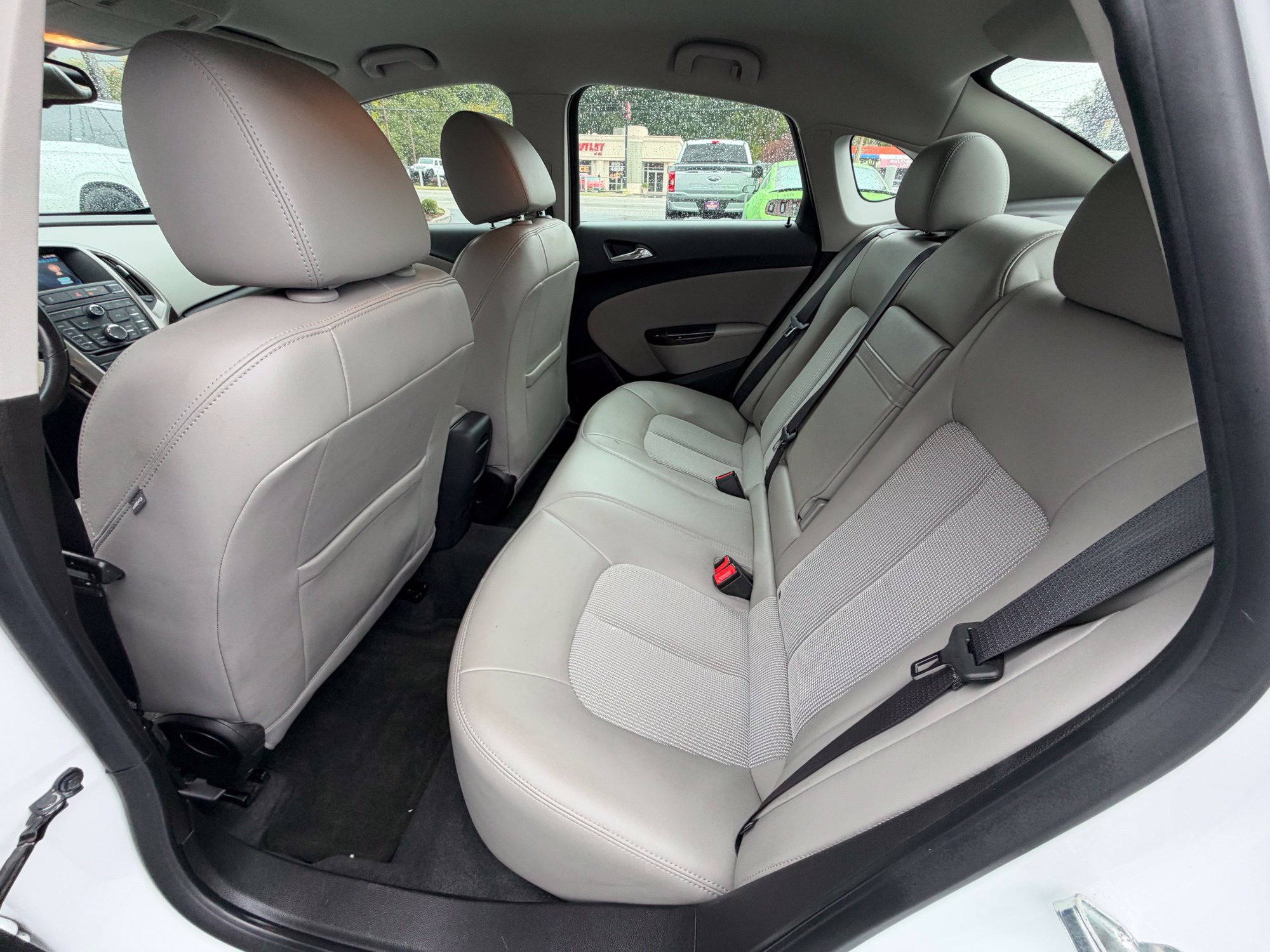 Used 2016 Buick Verano w/ Comfort Package FWD image 13