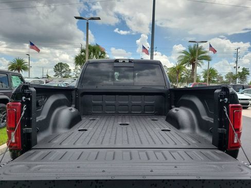 New 2026 RAM 2500 Laramie w/ Night Edition AWD/4WD image 25