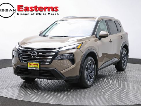 Used 2024 Nissan Rogue SV w/ SV Premium Package FWD image 1