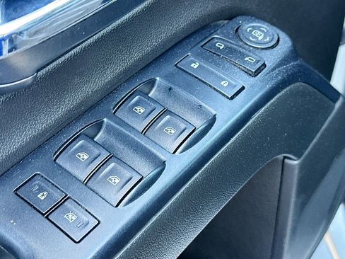 Used 2016 Chevrolet Silverado 1500 Custom w/ Rally 1 Edition image 18