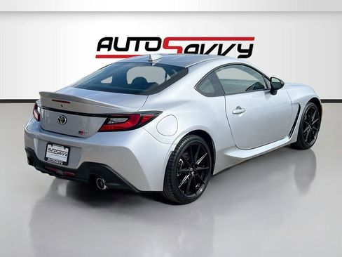 Used 2023 Toyota GR86 Premium RWD image 7