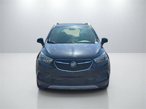 Used 2022 Buick Encore Preferred w/ Safety Package image 2