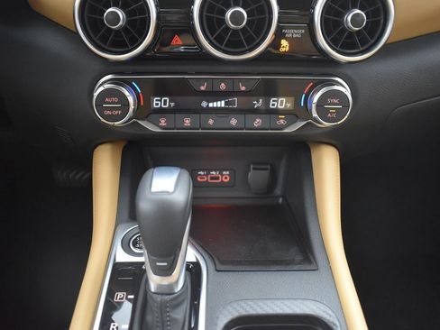 New 2025 Nissan Sentra SV w/ SV Premium Package image 11