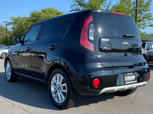 Used 2019 Kia Soul + FWD image 5