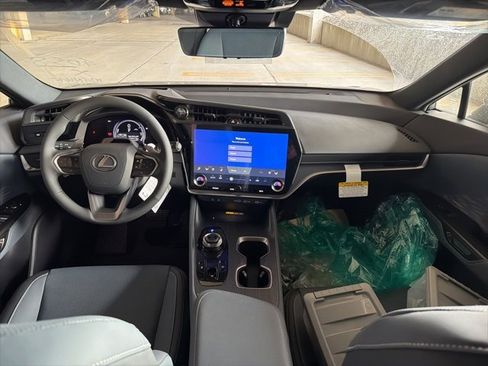 New 2026 Lexus RZ 450e 450e Premium image 7