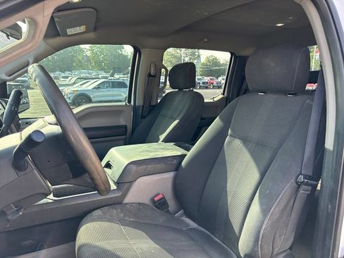 Used 2018 Ford F150 XL w/ Equipment Group 101A Mid AWD/4WD image 4