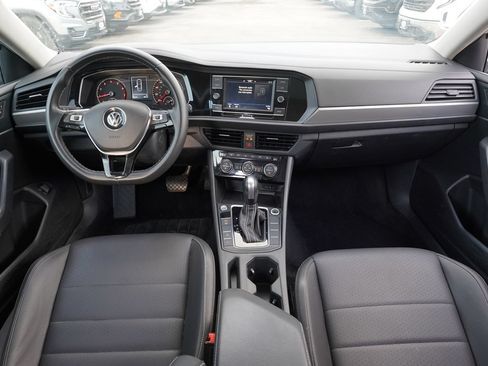 Used 2021 Volkswagen Jetta SE FWD image 7