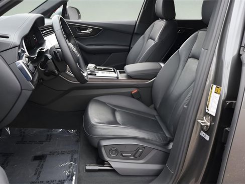 Used 2023 Audi Q7 2.0T Premium Plus w/ Premium Plus Package image 9
