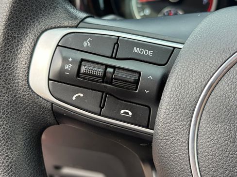 Used 2023 Kia K5 LXS image 21
